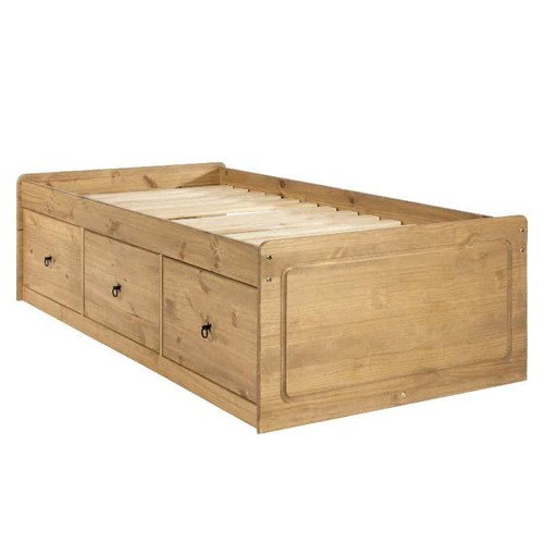 Pine cabin bed with - pine,